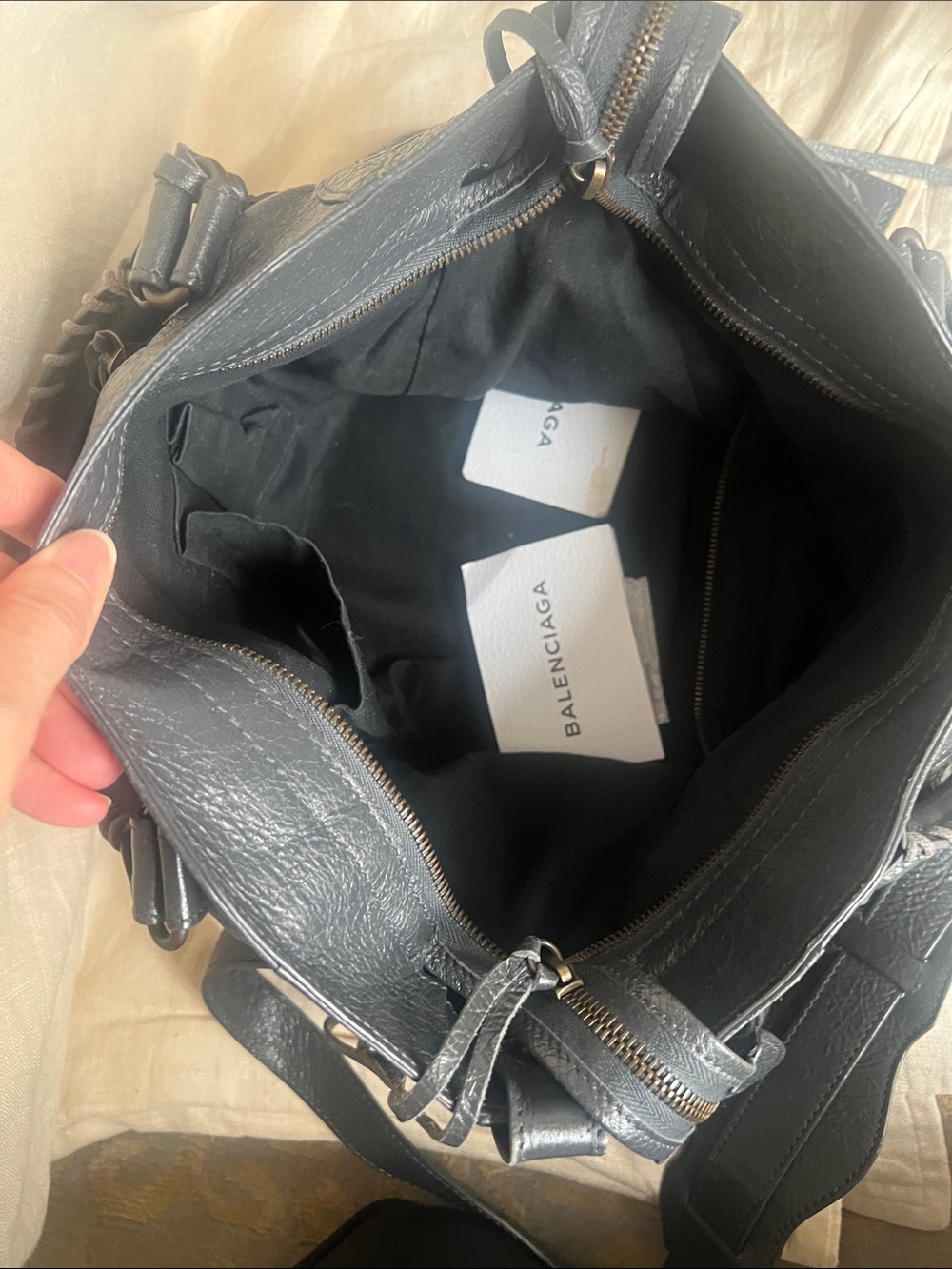 Balenciaga City Velo Bag - Picture 6 of 16
